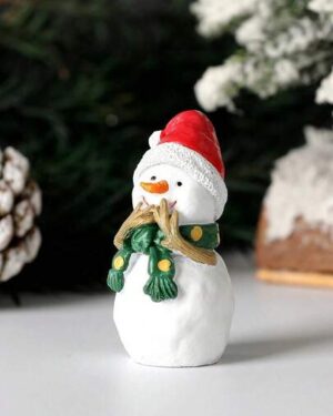 1pc Mini Santa Claus Snowman Reindeer Resin Figurine, Christmas Theme Decoration, Red Christmas Hat And Green Scarf Design, Holiday Desktop Decor, Best Holiday Gift, Birthday...