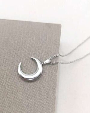1pc Stainless Steel Oil Pressure Moon & Ox Horn Shaped Pendant Necklace, Bohemian Style Minimalist Unique Jewelry For Women