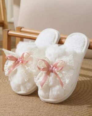 Autumn/Winter Cute Girls Lace Bow Indoor Slippers Women Lightweight Quiet Floor Warm Casual Fuzzy Slippers