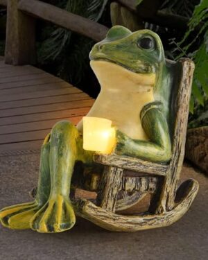 FOXMIS Miniature Frog Garden Statue Mom Dad Gifts Home Decorations Fairy Garden Accessories Outdoor Lights Solar Garden Frog Decor Art Housewarming Gift for Patio,Yard,Lawn Ornament,3.89"x2.36"x3.93