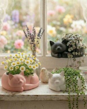 Sleeping Cat Planter, Cat-Shaped Small Potted Plant Pot, Decorative Desktop Flower Pot For Home, Office, Kitchen, Gift For Cat Lovers