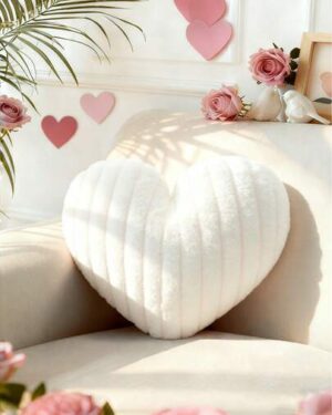 Valentine's Day Heart Pillow Decorative Throw Pillows, Heart Shaped Soft Fluffy Faux Fur Cute Pillows Cushions For Couch Chair Bed Bedroom Room Home Decor Aesthetic, White
